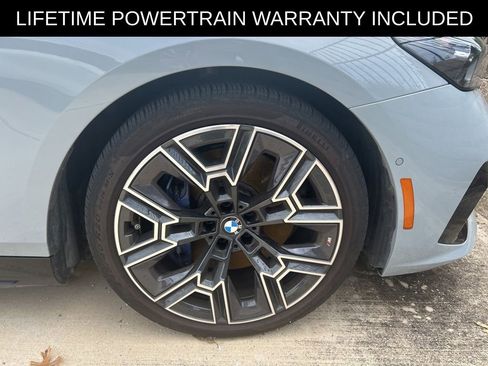 Used 2026 BMW 550e xDrive w/ Executive Package AWD/4WD image 2