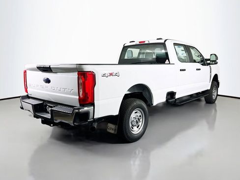 New 2026 Ford F250 XL w/ XL Chrome Package image 14