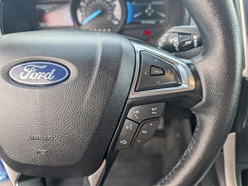 Used 2024 Ford Edge SEL image 16