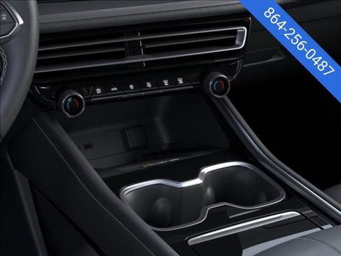 New 2026 Chevrolet Traverse LT image 23