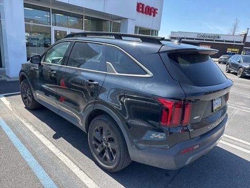 Certified 2022 Kia Sorento S image 10