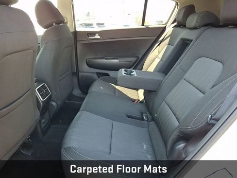 Used 2022 Kia Sportage LX image 10