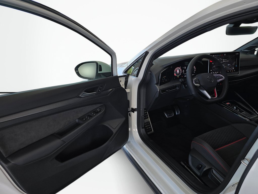 New 2026 Volkswagen GTI SE FWD image 31