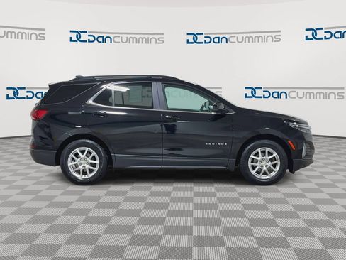 Used 2023 Chevrolet Equinox LT FWD image 9