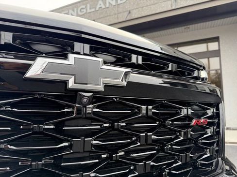 Used 2026 Chevrolet Traverse RS image 2