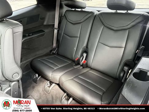 Certified 2023 Cadillac XT6 Premium Luxury FWD image 9
