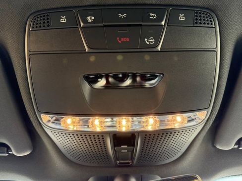 Used 2022 Mercedes-Benz GLC 43 AMG 4MATIC image 30