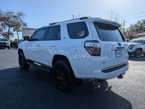 Used 2020 Toyota 4Runner SR5 Premium w/ Moonroof Package image 6