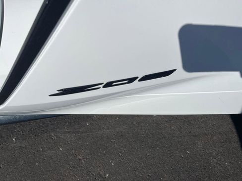 Used 2025 Chevrolet Corvette Z06 image 28