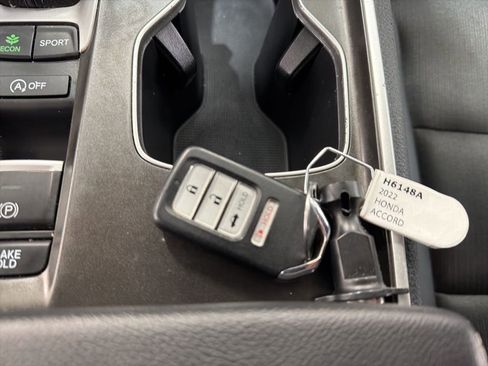 Used 2022 Honda Accord Sport image 28