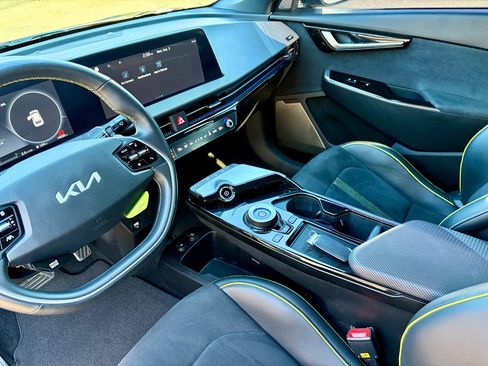Used 2024 Kia EV6 GT image 16
