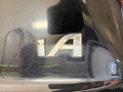Used 2018 Toyota Yaris iA FWD image 24