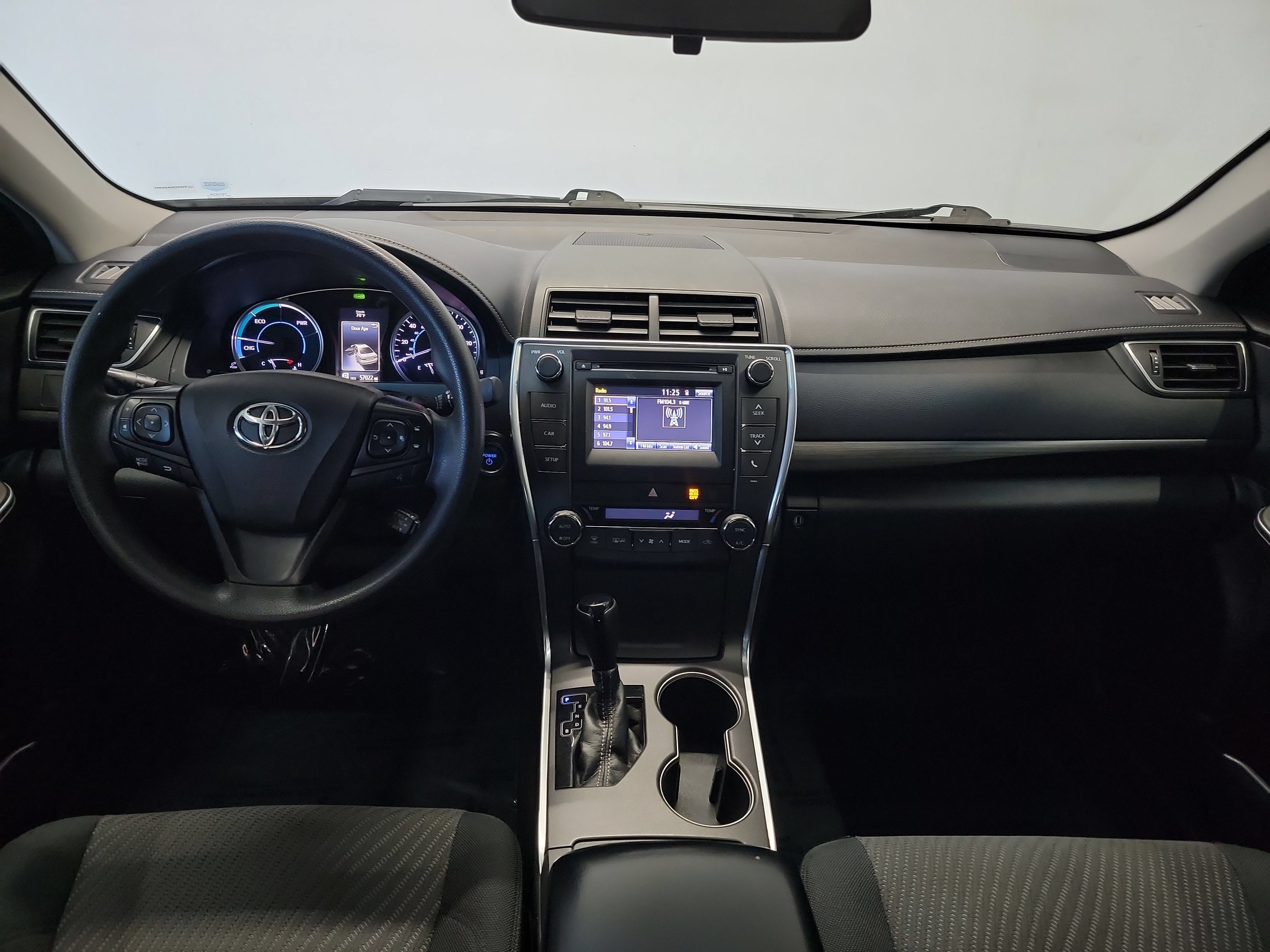 Used 2017 Toyota Camry LE FWD image 15