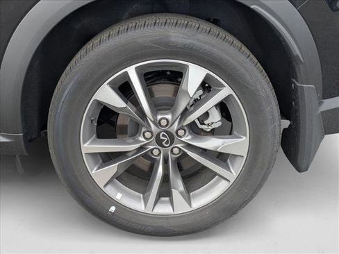 New 2025 INFINITI QX60 Luxe image 10