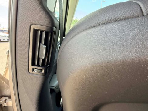 Certified 2025 Volvo XC60 B5 Plus image 16