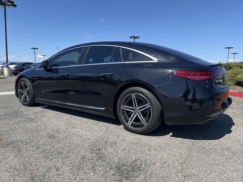 Used 2023 Mercedes-Benz EQS 580 4MATIC Sedan image 5