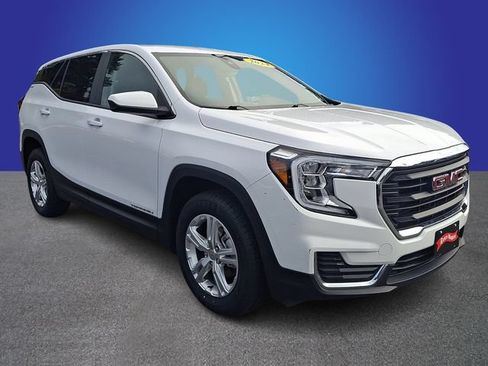 Used 2024 GMC Terrain SLE AWD/4WD image 3
