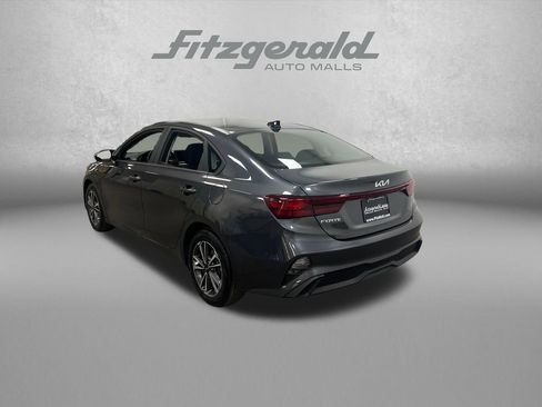 Used 2024 Kia Forte LXS FWD image 3