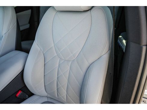 Used 2024 BMW X6 xDrive40i w/ Premium Package AWD/4WD image 24