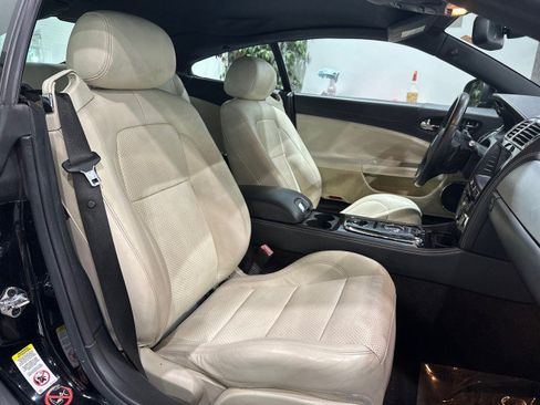 Used 2013 Jaguar XK Coupe RWD image 6