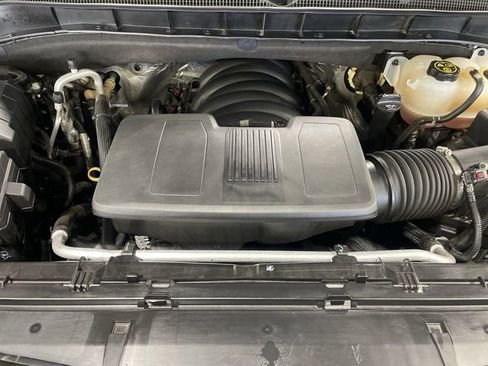 Used 2022 Chevrolet Tahoe Z71 w/ Luxury Package image 28