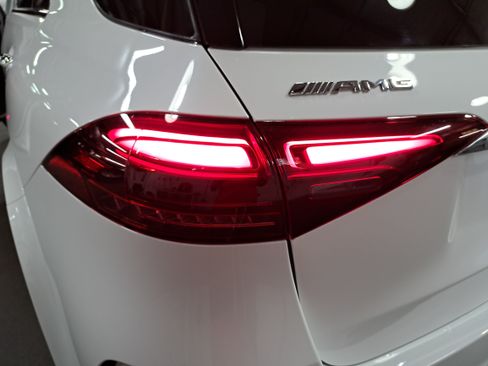 Certified 2025 Mercedes-Benz GLE 53 AMG 4MATIC image 35