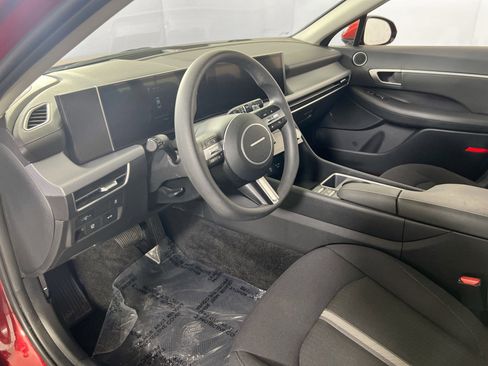 Used 2024 Hyundai Sonata SEL AWD/4WD image 9