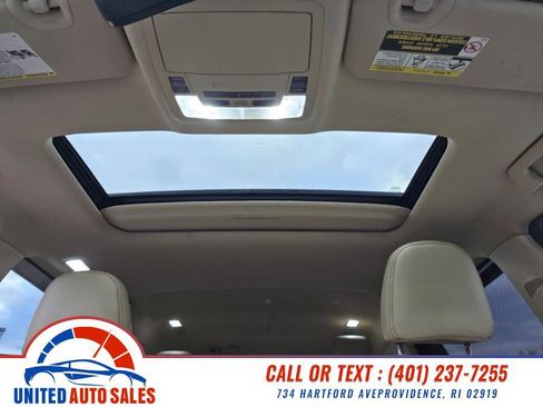 Used 2017 Toyota Highlander XLE image 17