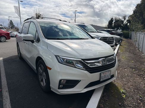 Used 2019 Honda Odyssey EX-L image 2