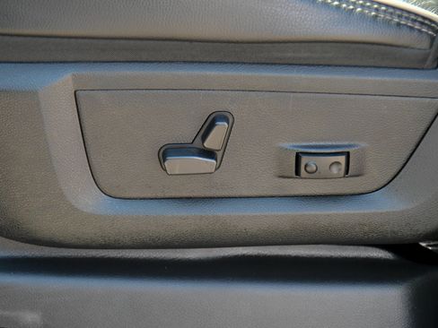 Used 2024 RAM 2500 Laramie w/ Safety Group AWD/4WD image 19
