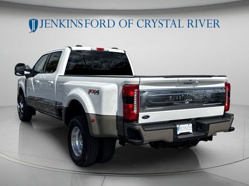 Used 2017 Ford F250 King Ranch w/ King Ranch Ultimate Package AWD/4WD image 7