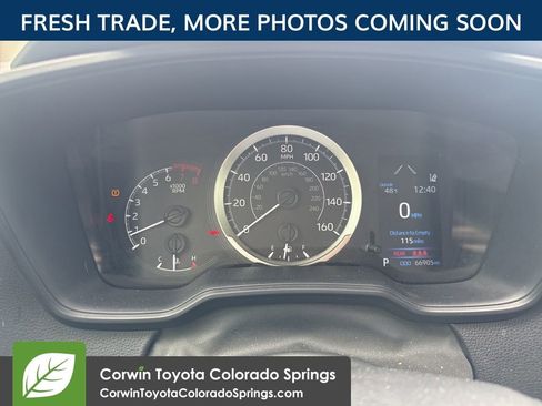 Used 2022 Toyota Corolla LE FWD image 12