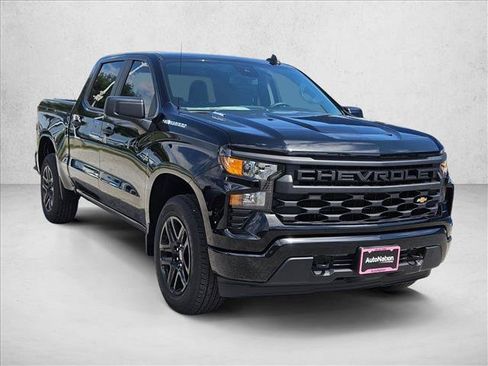 New 2026 Chevrolet Silverado 1500 Custom RWD image 7