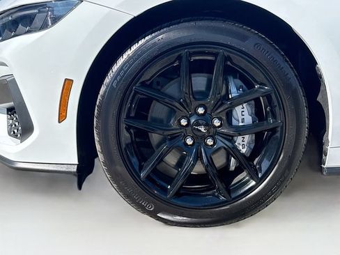 Used 2025 Ford Mustang GT Premium RWD image 35