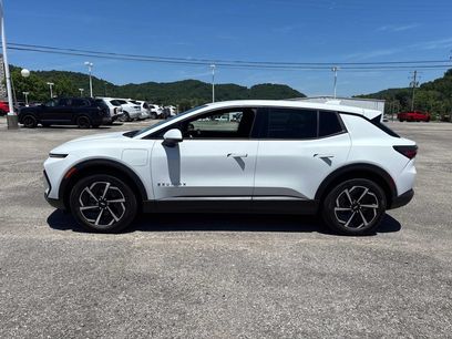 New 2026 Chevrolet Equinox EV LT w/ Comfort Package