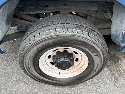 Used 2002 Ford F350 XL image 6