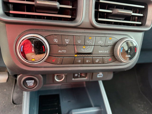 Used 2024 Ford Maverick Lariat FWD image 18