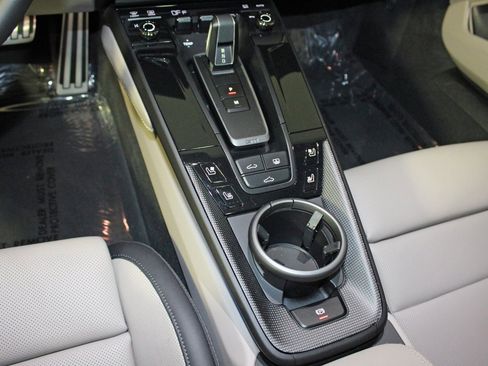 Used 2025 Porsche 911 Carrera 4 GTS image 30