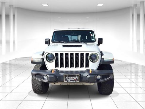 Used 2023 Jeep Gladiator Mojave w/ LED Lighting Group AWD/4WD image 8