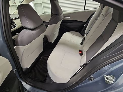 Used 2020 Toyota Corolla LE image 27