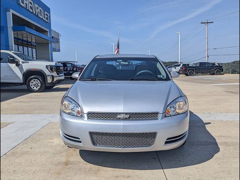 Used 2015 Chevrolet Impala LT w/ LT Sunroof Package FWD image 11