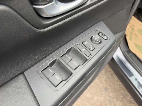 Used 2023 Honda CR-V EX image 15