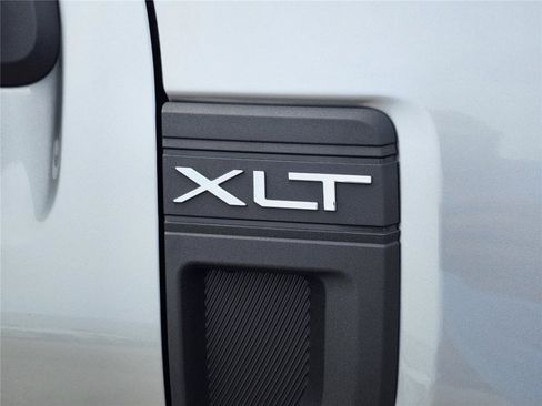 Used 2024 Ford Maverick XLT FWD image 16