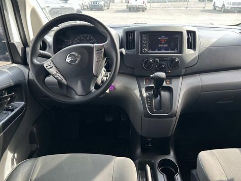 Used 2021 Nissan NV200 S FWD image 19