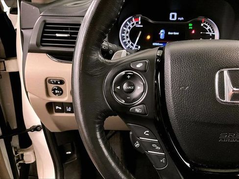Used 2018 Honda Pilot Elite image 18