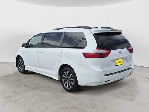 Used 2019 Toyota Sienna LE AWD/4WD image 7