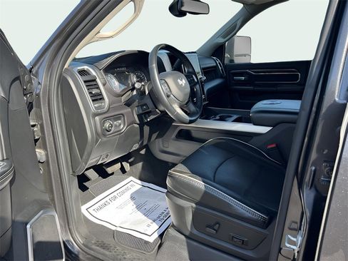 Used 2024 RAM 3500 Laramie image 17