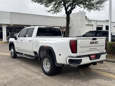 Used 2025 GMC Sierra 3500 Denali image 10