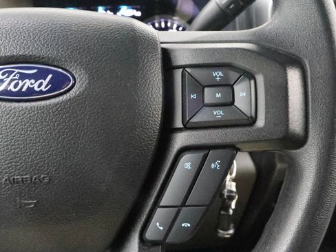 Used 2022 Ford F250 XLT w/ Black Appearance Package image 14