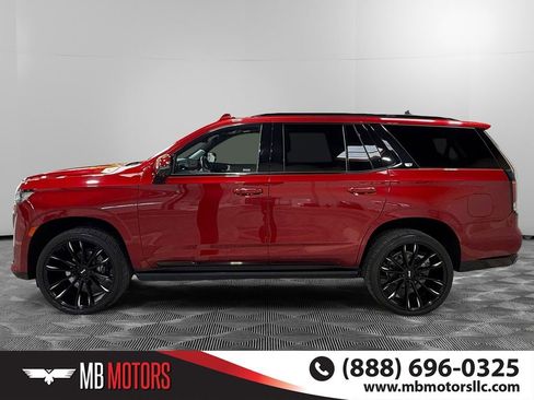 Used 2021 Cadillac Escalade Sport Platinum w/ Heavy-Duty Trailer Package image 9